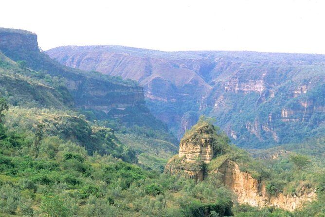 1 Day trip to Hells Gate and Lake Naivasha From Nairobi - How to Dress and Pack for a Bike-and-Gorge Day