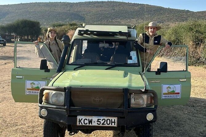 3-Days Maasai Mara unforgettable Adventure- Jeep Private Safari - Day 1 in Maasai Mara: Rift Valley Views, Hotel Check-In, and a Night Drive