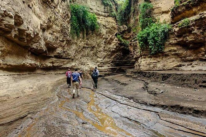 5 Days Hell's Gate, L. Naivasha, L. Nakuru & Masai Mara Luxury Safari - Nairobi return: Rift Valley views and a smooth finish