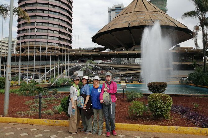 Airport Pickup And Nairobi City Tour - Galleria Shopping Mall: Souvenirs Without the Street Grind
