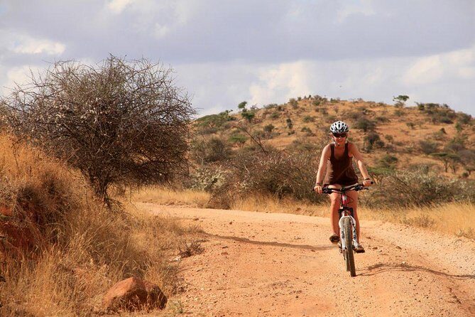 Day Tour To Hell's Gate National Park and Optional Boat Ride on Lake Naivasha. - Getting out of Nairobi fast: the early start that actually helps