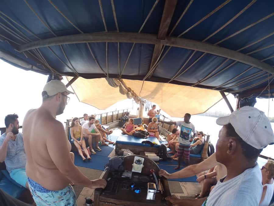Diani Beach: Kisite Marine Park Dhow & Snorkeling with Lunch - Who this tour is best for (and who should skip it)
