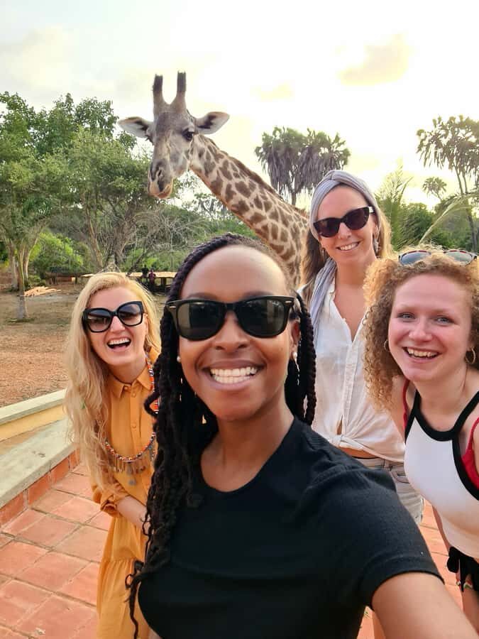 DIANI: SHARE A MEAL WITH GIRAFFES - Should you book Share a Meal with Giraffes in Diani?