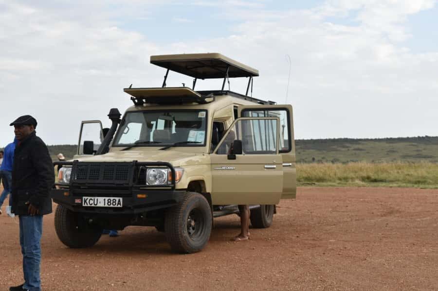 From Nairobi: 3 - Days Maasai Mara Group Safari by 4WD - Nairobi to Maasai Mara in a Group 4WD Setup That Actually Works