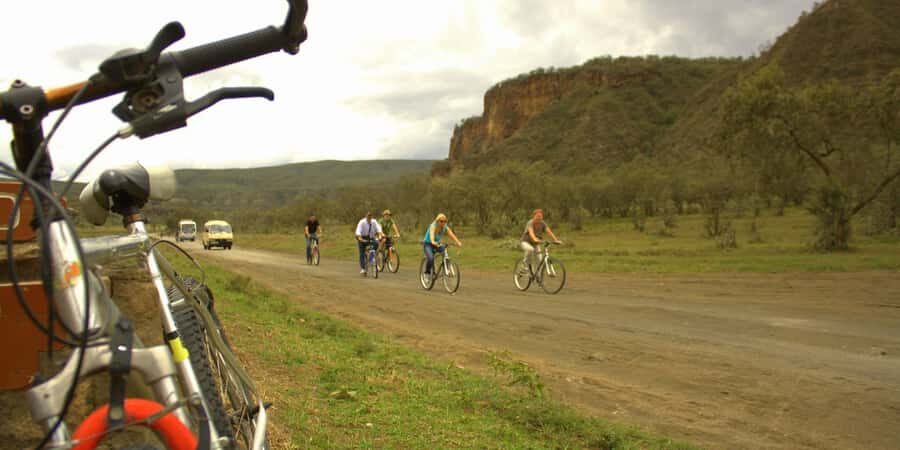 From Nairobi: Lake Naivasha and Hell's Gate Park Day Tour - Horse riding as a park alternative