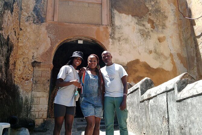 Half day city tour of mombasa - Fish market: see daily life, not just souvenirs