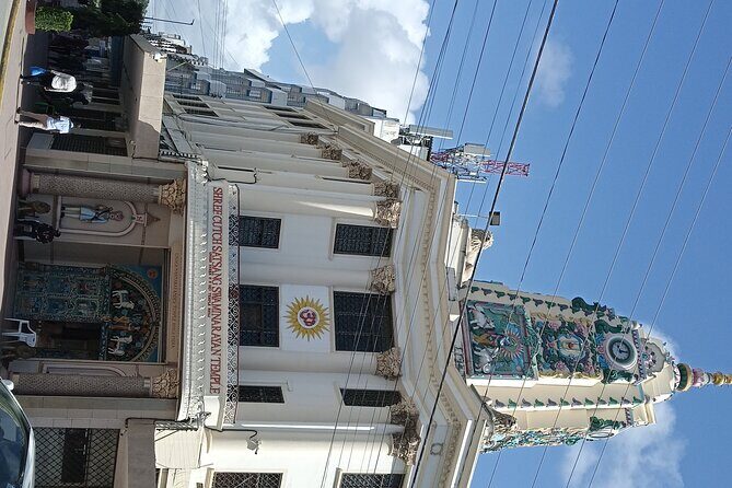 Half day city tour of mombasa - Swaminarayan Hindu temple: a peaceful pause in a trade-heavy route
