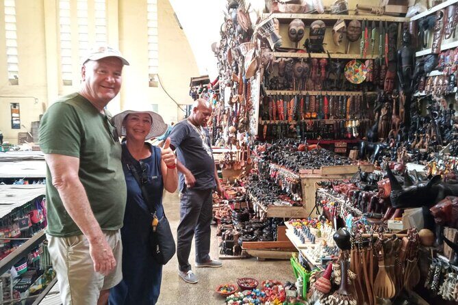 Historical City Walk Tour in Nairobi - Jamia Mosque in the Central Business District: Faith and Community Presence