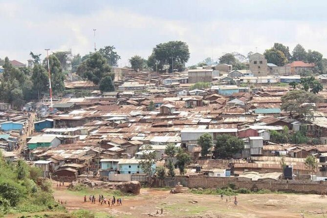 Kibera Slum Guided Tour from Nairobi - Inside a typical Kibera house: the best questions are everyday ones