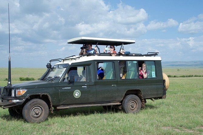 Lake Nakuru, Naivasha & Masai Mara 4 Days Private Jeep Safari - Day 3 in Maasai Mara: Full-Day Unlimited Game Viewing and a Picnic by the River