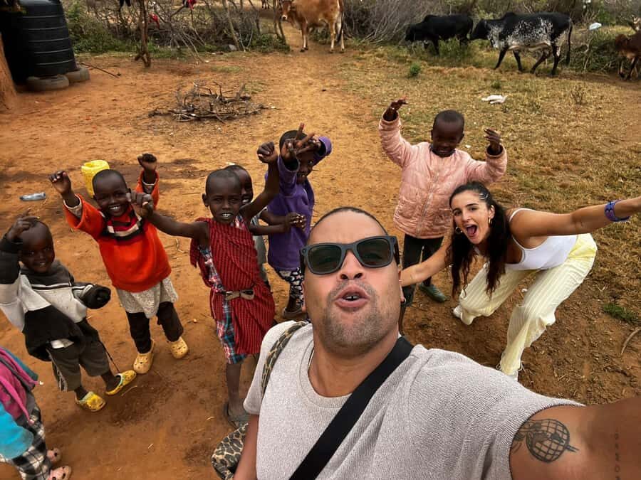 MASAI VILLAGE CULTURAL EXPRIENCE DAY TOUR. - Dance show and arts & crafts market: making great memories the right way