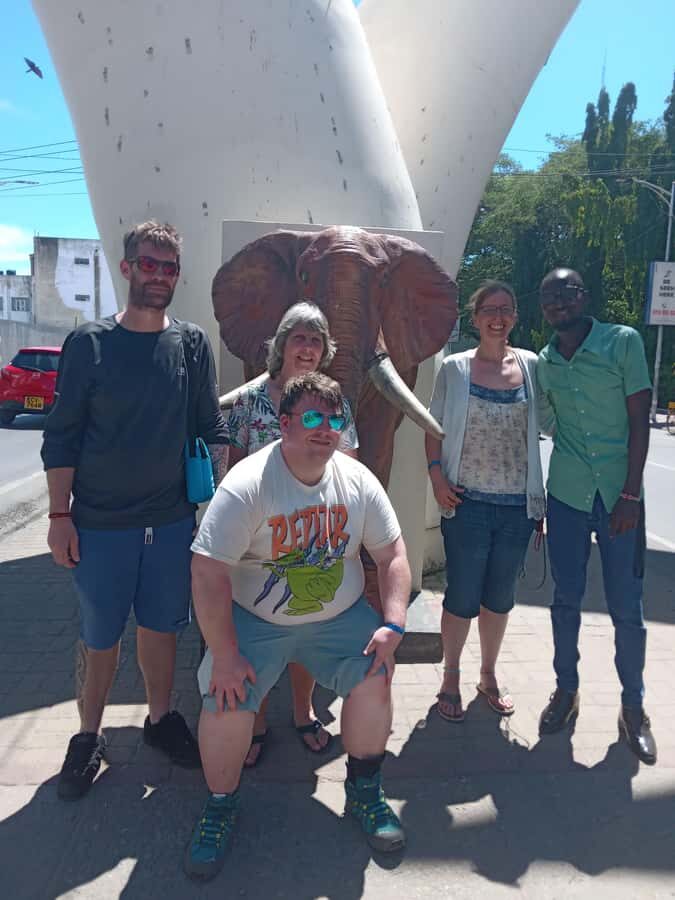 Mombasa City Tour,Fortjesus,Oldtown,Tusks and Spice Market. - Spice Market in 30 minutes: learning what to look for