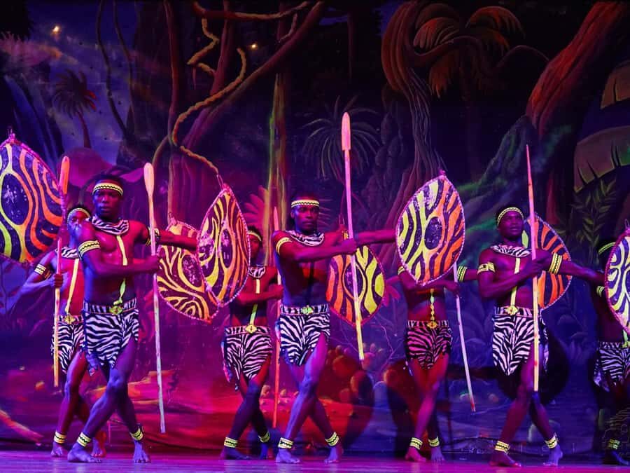 Nairobi: Cabaret Show with Dinner at Safari Park Hotel - Arriving Early: The 6:00 a.m. Pickup That Shapes Your Night