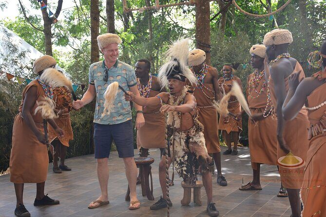 Nairobi city sights, Giraffe Encounters and Bomas Kenya Tour - Guides and pacing: why people keep naming them