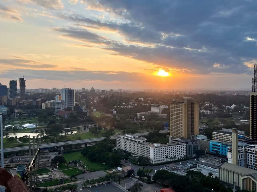 Nairobi: City Site-Seeing Bus Tour - Downtown and uptown views from street level