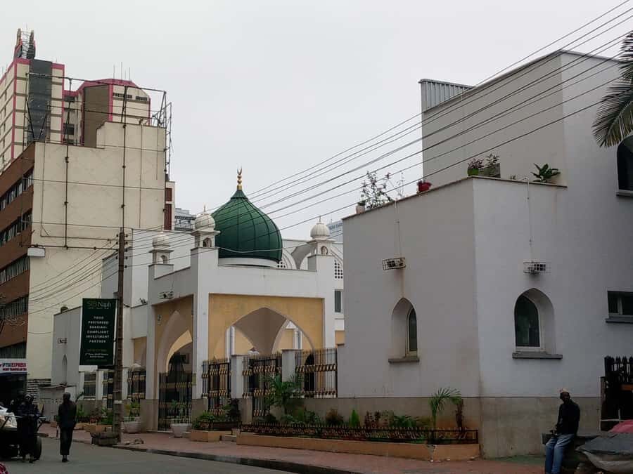 Nairobi city walking and historical tour - Starting Point to Jeevanjee Gardens: Getting Your Bearings Fast