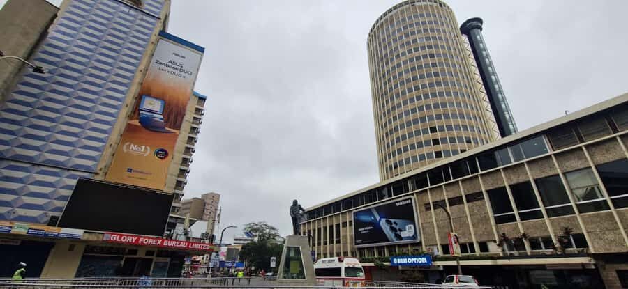 Nairobi: Hidden Gems and Local Secret Guided Walking Tour - Key things you’ll notice on this Nairobi walk