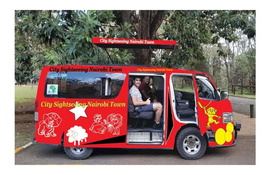 Nairobi: Hop on Hop off and Maasai market Collections Visit - Before You Go: meeting point and how the day runs