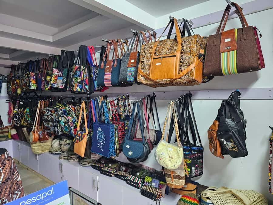 Nairobi: Hop on Hop off and Maasai market Collections Visit - Price and value for $98: what you’re really paying for