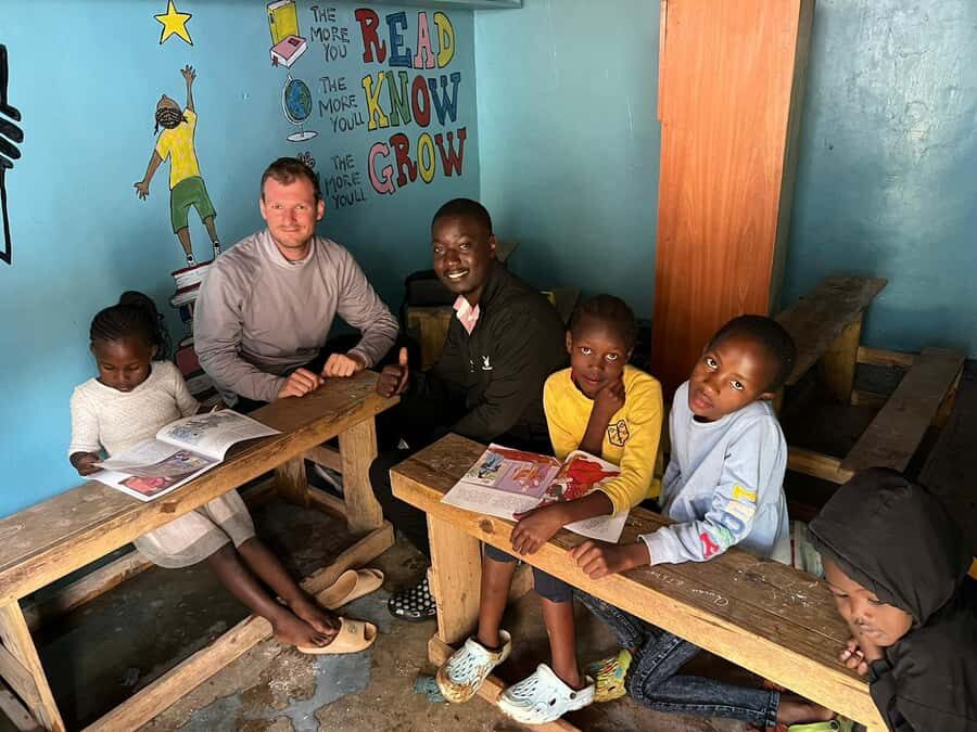 Nairobi: Kibera Slum storytelling tour with a Local - Safety, timing, and what to expect with afternoon or darker streets