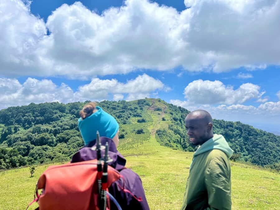NAIROBI:Ngong Hills Day Hike,Group Tour - How the morning pickup and gate entry keep things simple