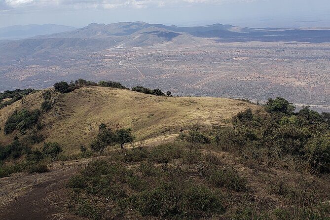 Private Half Day Hike to Ngong Hills from Nairobi - Ngong Hills Reserve and the trail: what your guide does for you