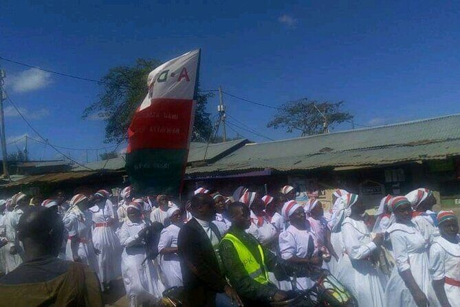 Private Tour in Kibera the Largest Slum - School time and orphans: edutainment with traditional dance