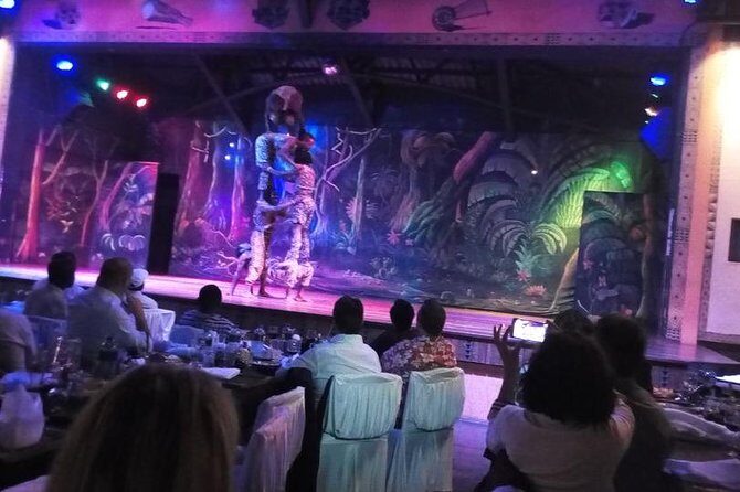 Safari Cat Dancers Show And Dinner - What You’ll Eat: African Meat Specials, Keema, and Sizzle Plates