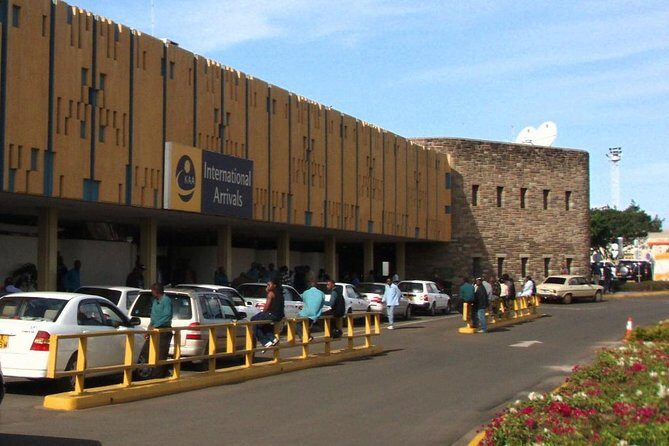 Safe and Private Airport transfer in Nairobi - First impressions: how this transfer keeps Nairobi from hijacking your mood