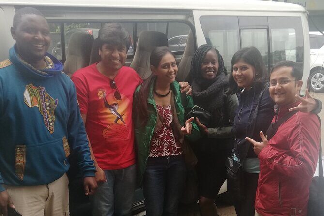 Tour Giraffe Centre, David Shedrick, Karen Blixen & city tour. - What this Nairobi mix is really good at