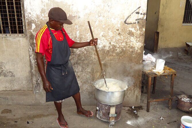 Visit to Fort Jesus and the Old Town of Mombasa - Mackinnon Market: spices, produce, and local commerce
