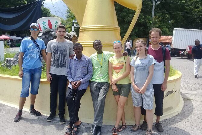 Walking Tour Through Old Town Mombasa and Fort Jesus - Moi Avenue Elephant Tusks: A 1952 Royal Detail You’ll Walk Past Without Knowing