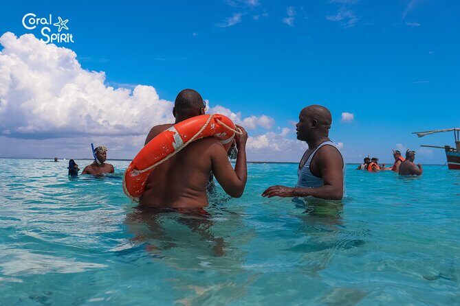 Wasini Day Tour - Cruising on a traditional Swahili dhow: dolphins, drinks, and the open ocean